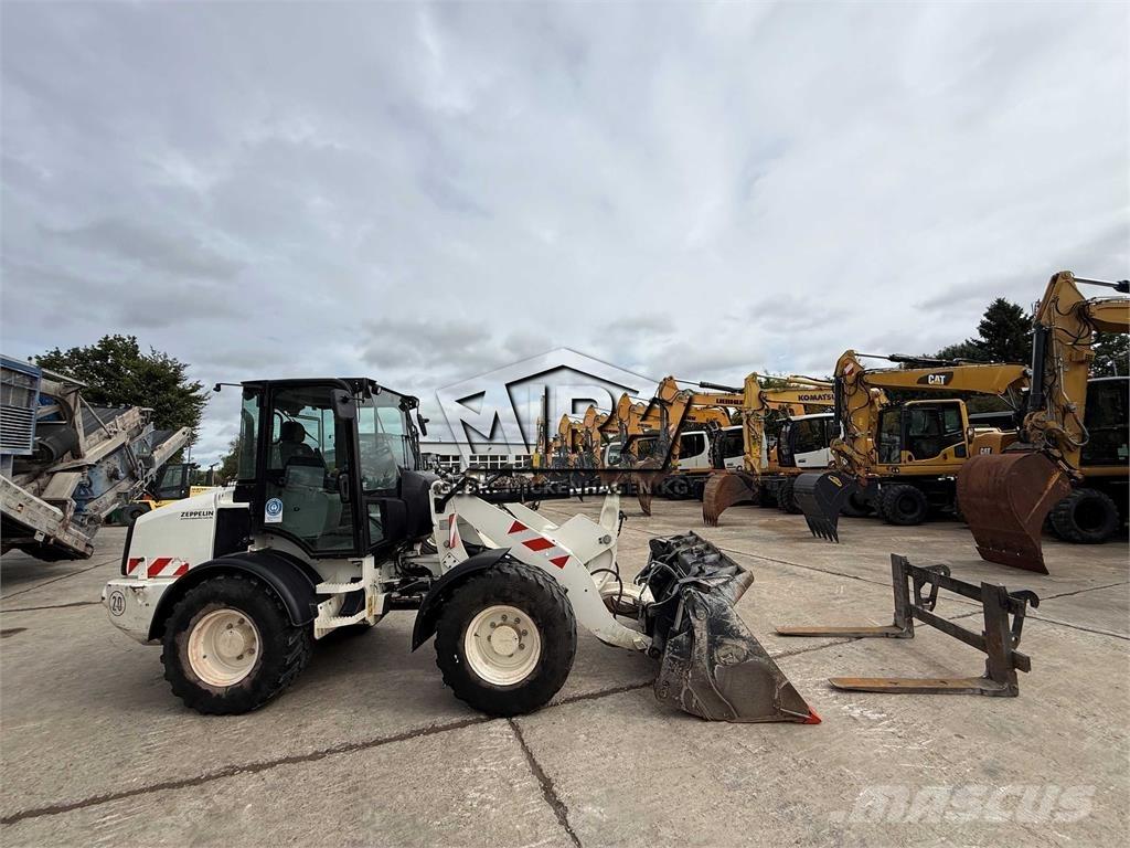 CAT 908M  휠로우더