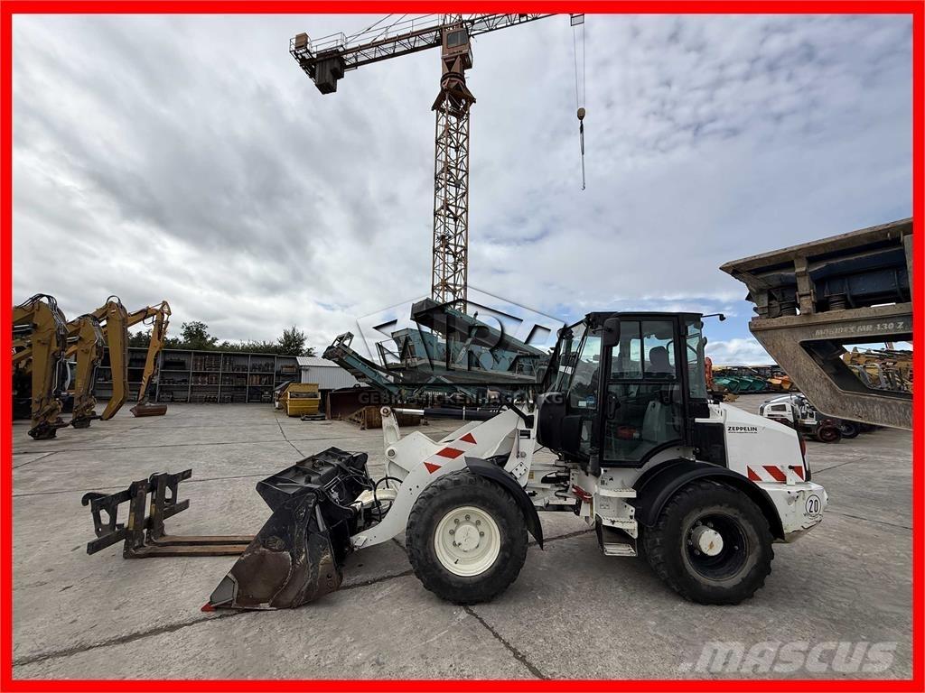 CAT 908M  휠로우더