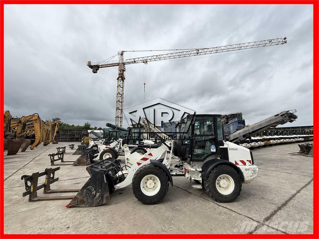 CAT 908M  휠로우더