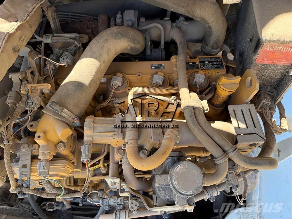 CAT 908M  휠로우더