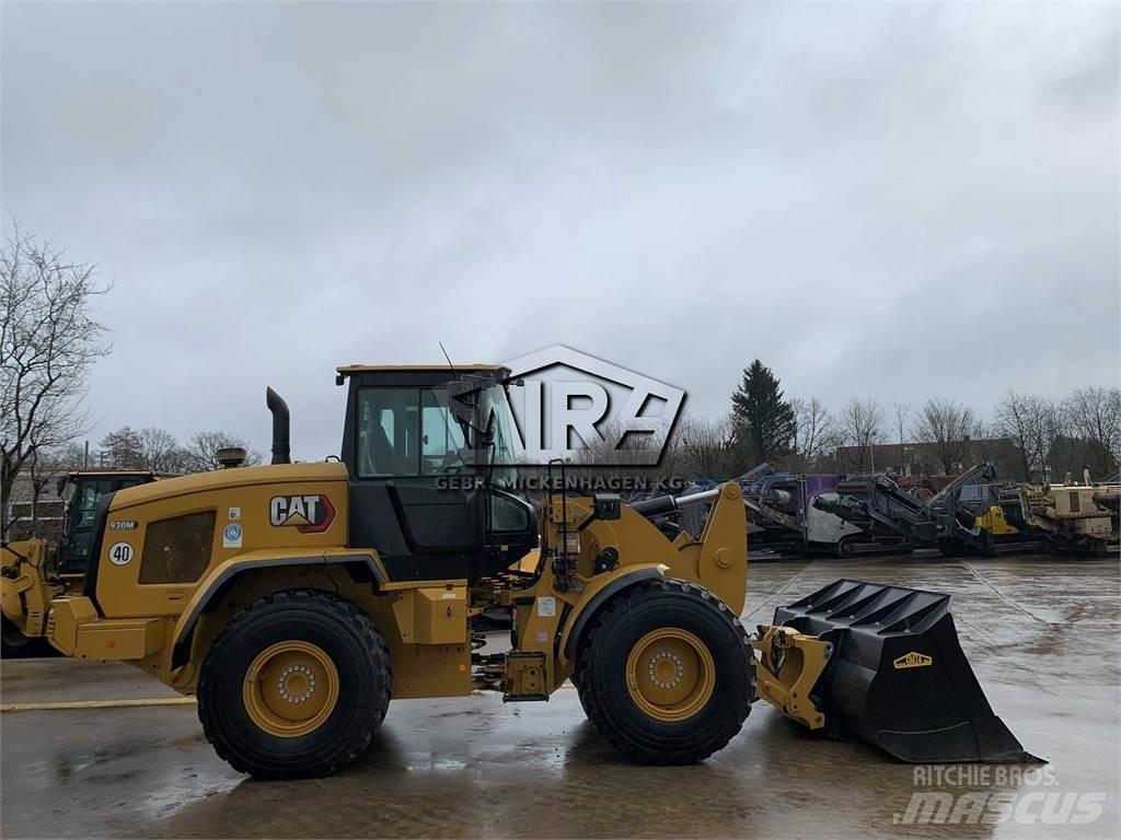 CAT 930M  휠로우더