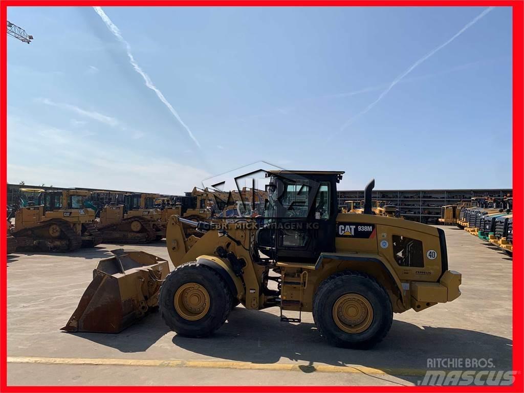 CAT 938M  휠로우더