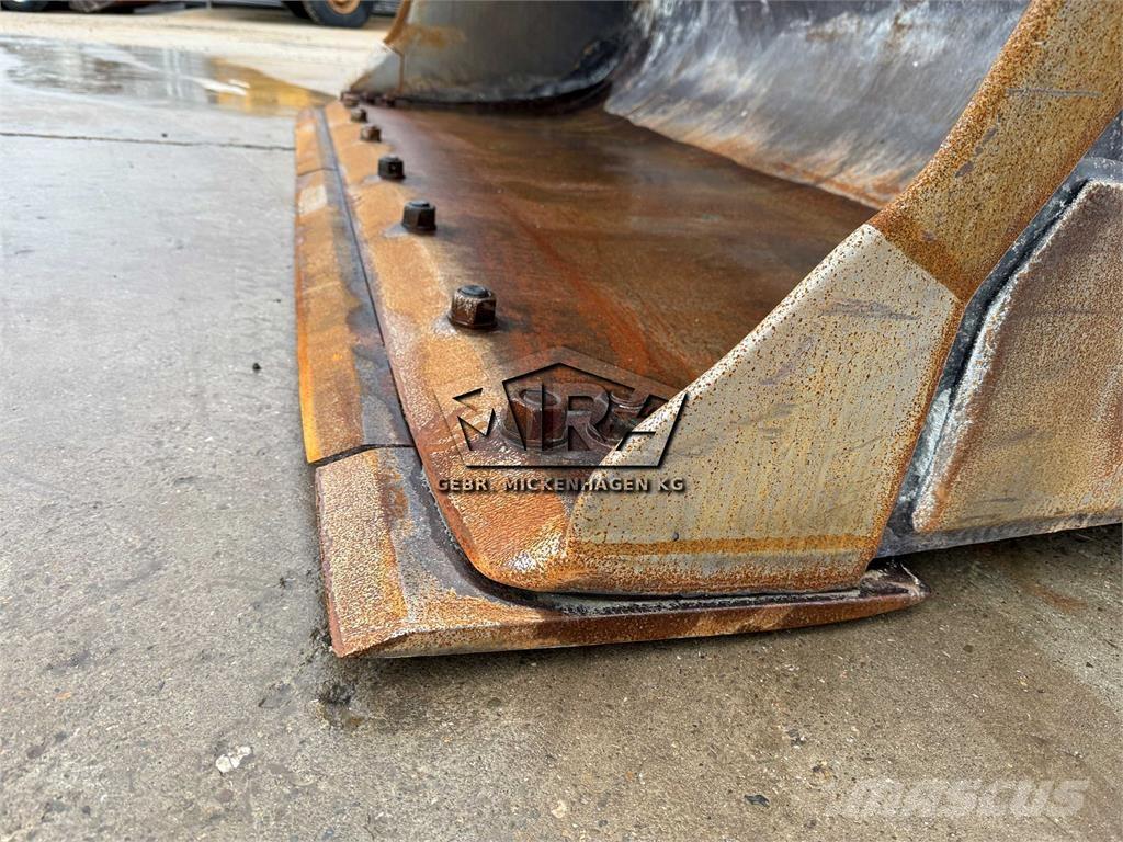 CAT 966K  휠로우더