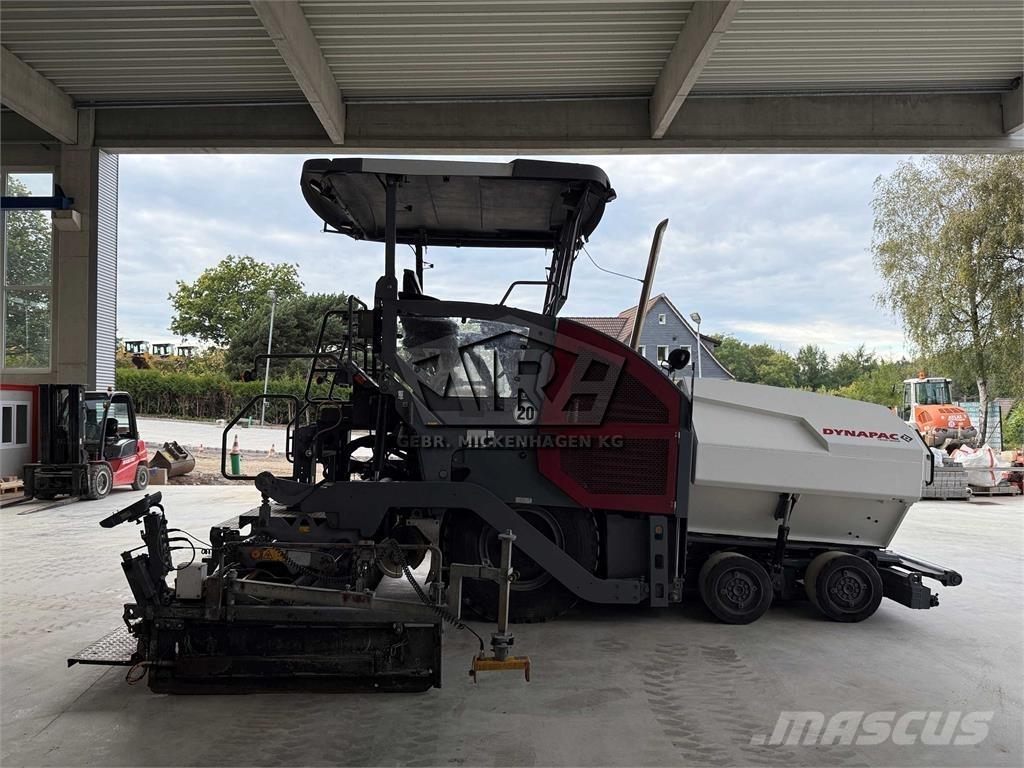 Dynapac SD 2500 WS 아스팔트 포장장비