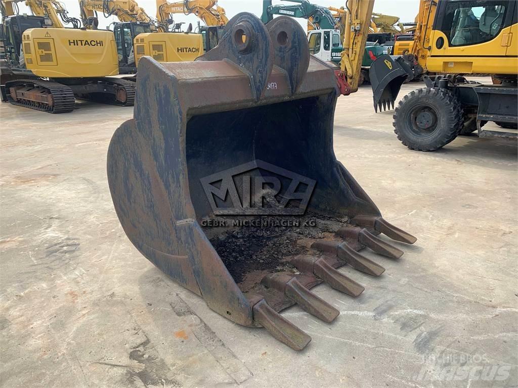 Komatsu 1800 mm 백호