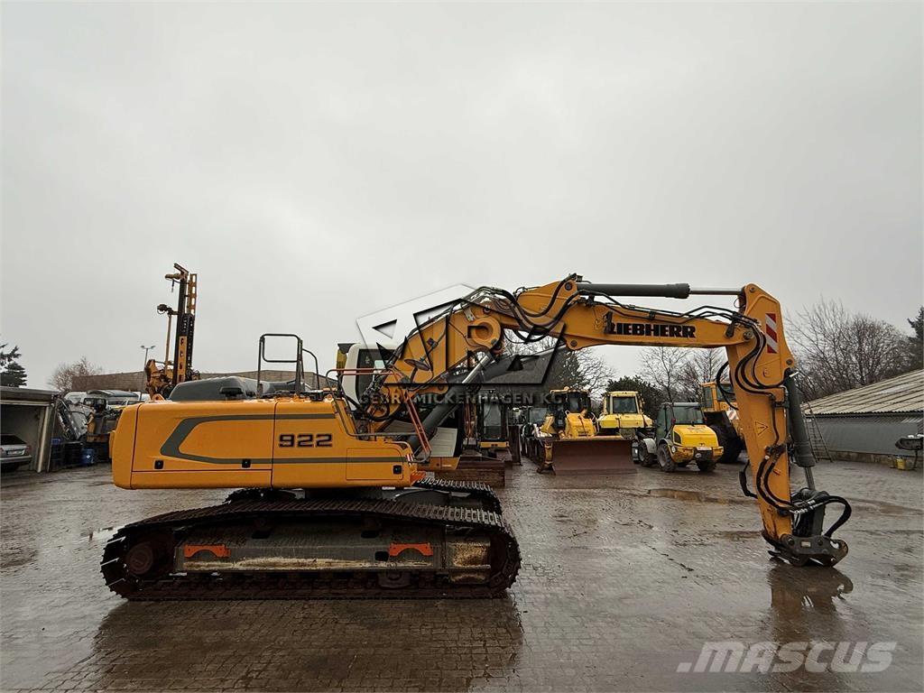 Liebherr R 922 LC 대형 굴삭기 29톤 이상