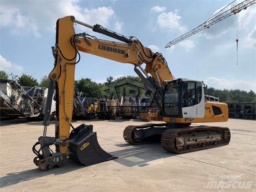 Liebherr R 926 LC 대형 굴삭기 29톤 이상
