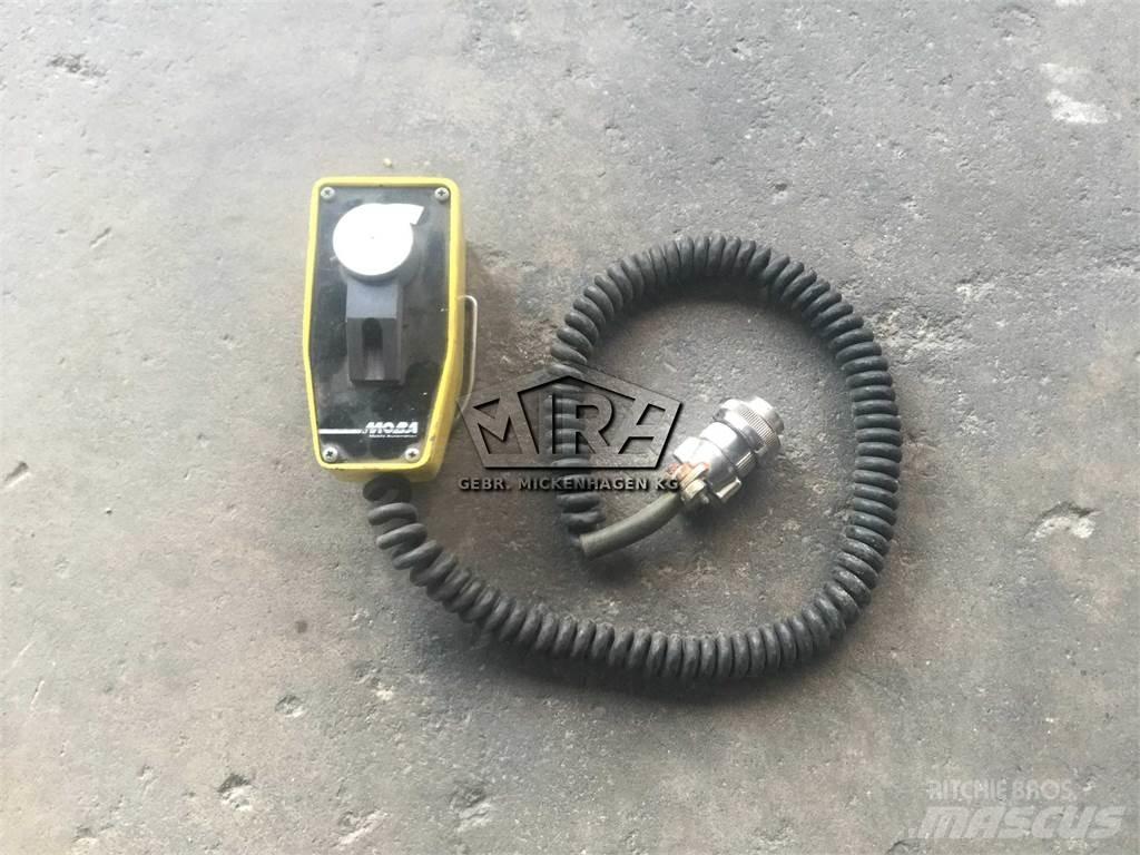  Moba Handset 일렉트로닉스