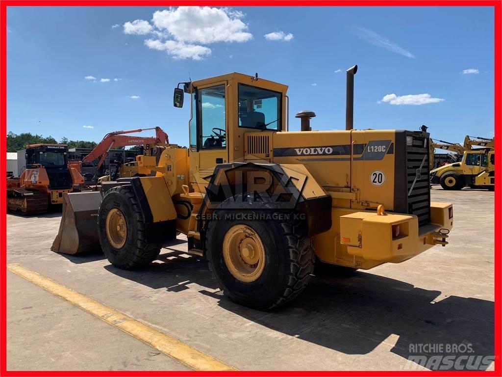 Volvo L 120 C  휠로우더