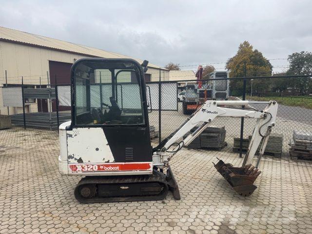 Bobcat X 320 소형 굴삭기 7톤 미만