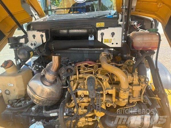 CAT 906  휠로우더