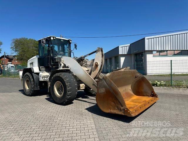 CAT 938 M / High Lift  휠로우더