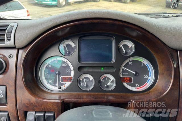 DAF CF410 4x2 가축 운반용 트럭