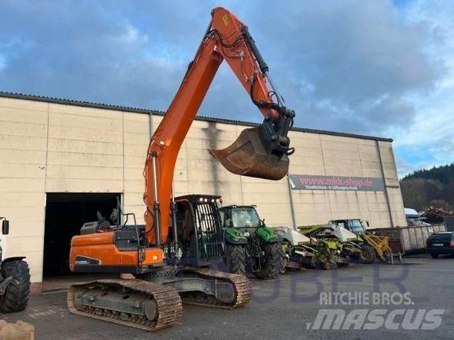 Doosan DX 225 LC-5 대형 굴삭기 29톤 이상