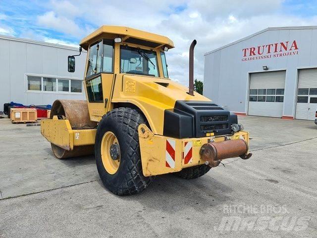 Dynapac CA302D 기타 롤러