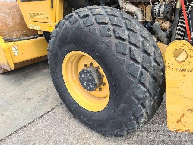 Dynapac CA302D 기타 롤러