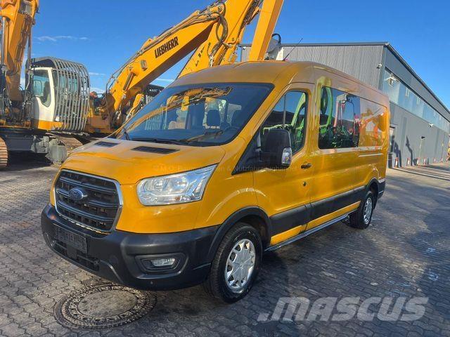 Ford Transit Doka 패널 화물차