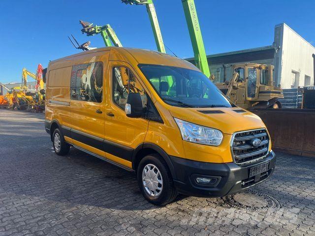 Ford Transit Doka 패널 화물차