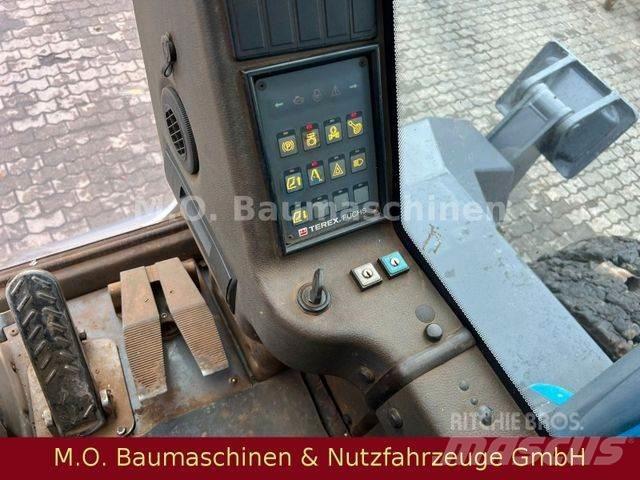 Fuchs MHL 350  휠 굴삭기