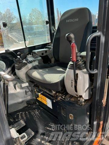 Hitachi ZX65USB-5 소형 굴삭기 7톤 미만