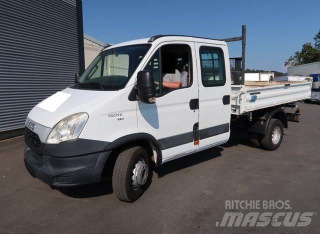 Iveco 70 C 17 4x2 덤프 트럭