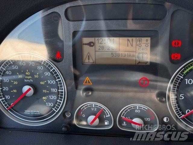 Iveco ML120E25/P 탑차 트럭