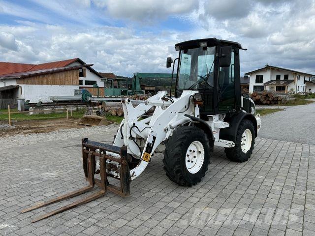 JCB 407  휠로우더