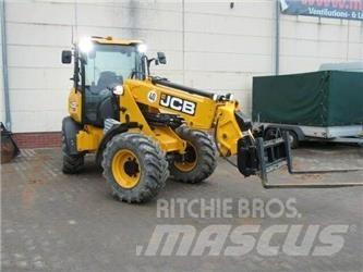 JCB TM220 Agri  휠로우더