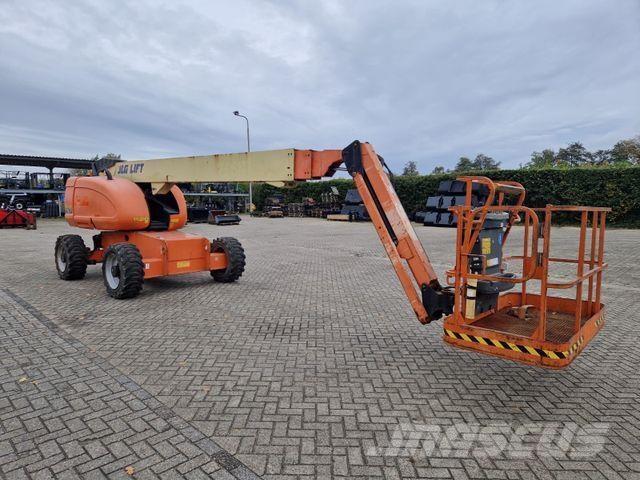 JLG 660 SJ 관절형 전동이동 리프트