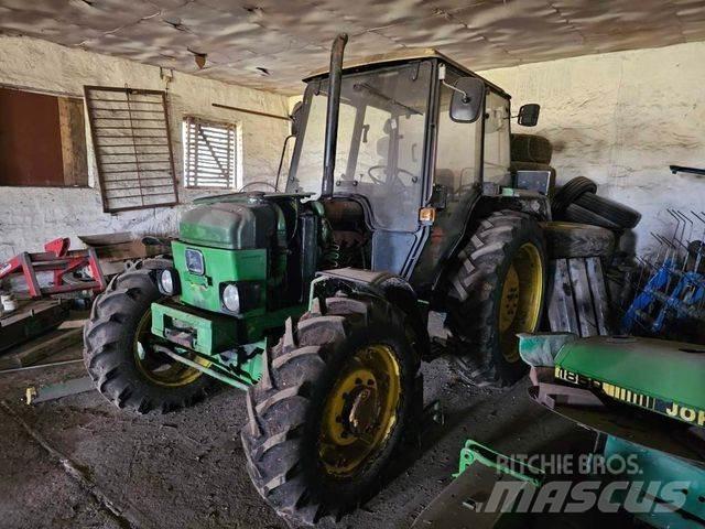 John Deere 1850 A 트랙터