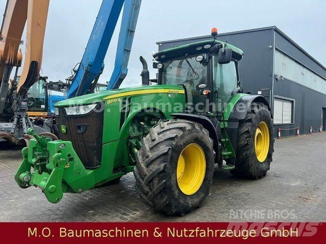 John Deere 8370 R 프론트 로더 및 굴착기