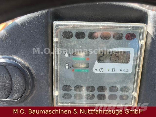 Liebherr L538  휠로우더