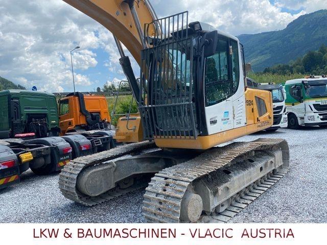 Liebherr R 924 LC 대형 굴삭기 29톤 이상