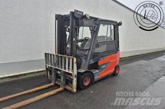 Linde E25/600 HL 전동 지게차