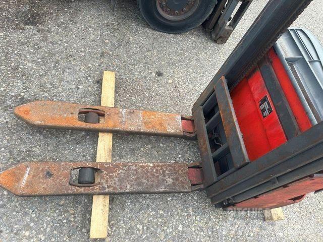 Linde L12 하이 리프트 오더 피커