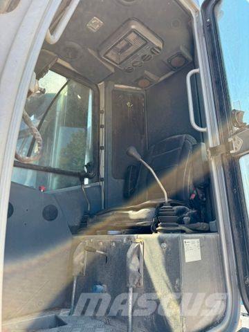 MAN TGX 26.580 목재 트럭