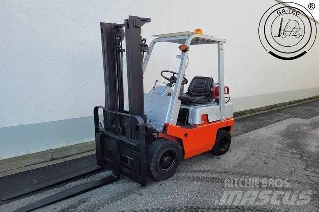 Nissan FO1 A15U LPG 지게차