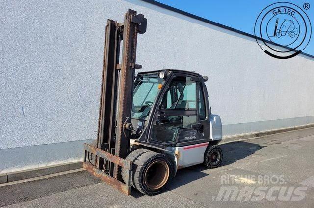 Nissan YG1D2A320 디젤 지게차