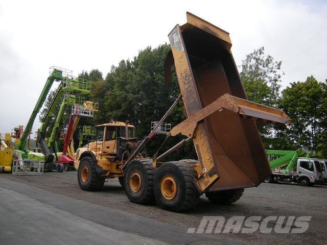 Volvo A 40 E, Dumper 연결식 홀러