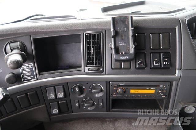 Volvo FM 370 4x2 음료 배달 트럭