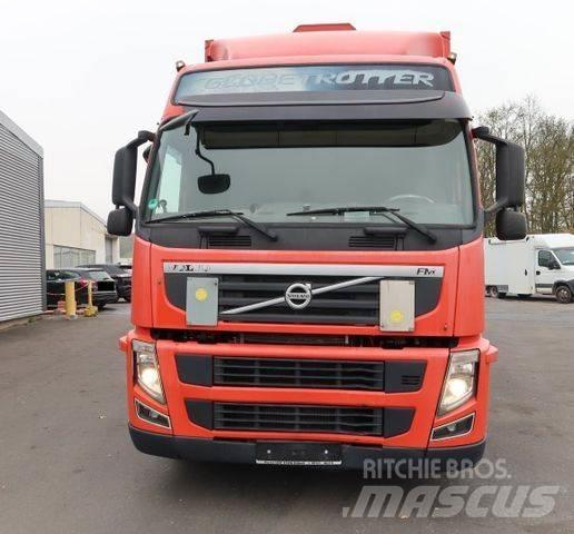Volvo FM 370 4x2 음료 배달 트럭