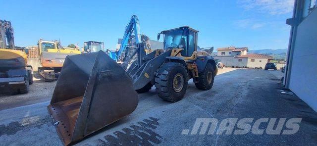 Volvo L 120 H  휠로우더