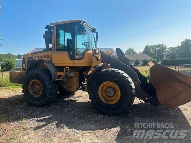 Volvo L 90 F  휠로우더