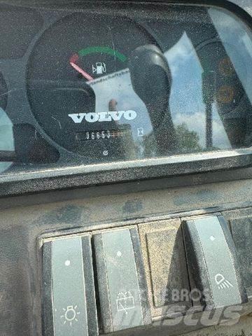 Volvo L25b  휠로우더