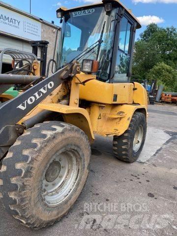 Volvo L30  휠로우더