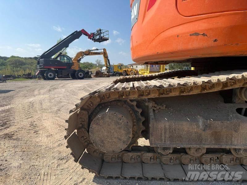 Doosan DX235LCR 대형 굴삭기 29톤 이상