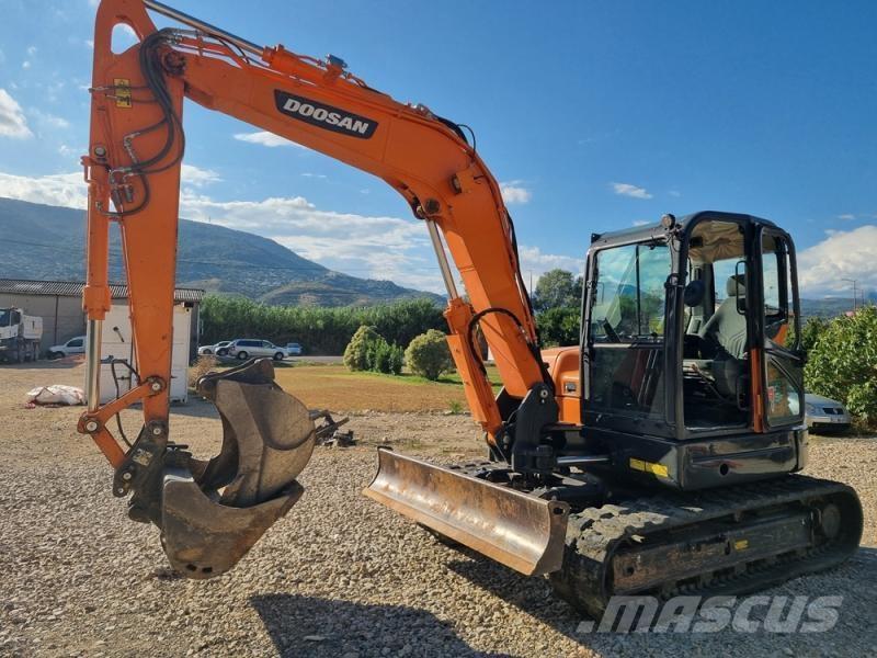 Doosan DX85 소형 굴삭기 7톤 미만
