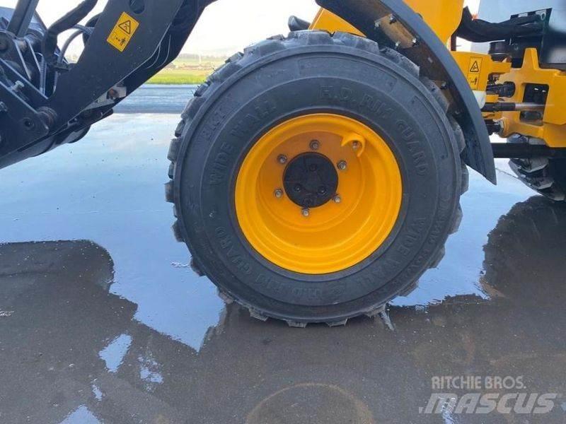 JCB 403  스키드로더
