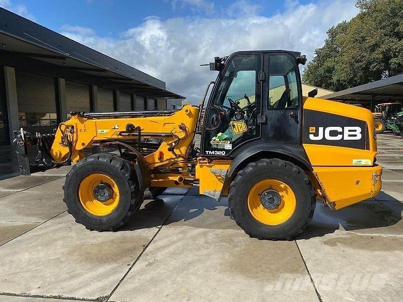 JCB TM 320 텔러 핸들러
