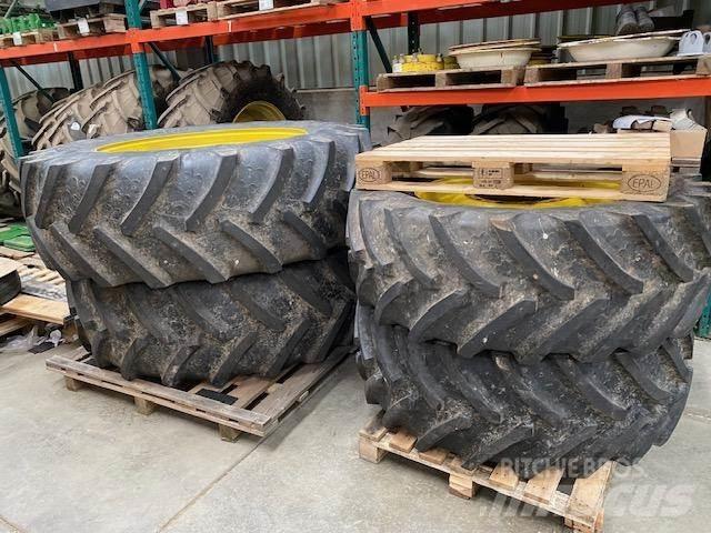 John Deere 7R 타이어, 휠 및 림